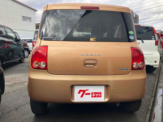 アルトラパン Ｇ　ＥＴＣ　スマートキー　アイドリングストップ　ベンチシート　ＣＶＴ　盗難防止システム　ＡＢＳ　ＣＤ　衝突安全ボディ　エアコン　パワーステアリング　パワーウィンドウ　運転席エアバッグ　助手席エアバッグ（12枚目）