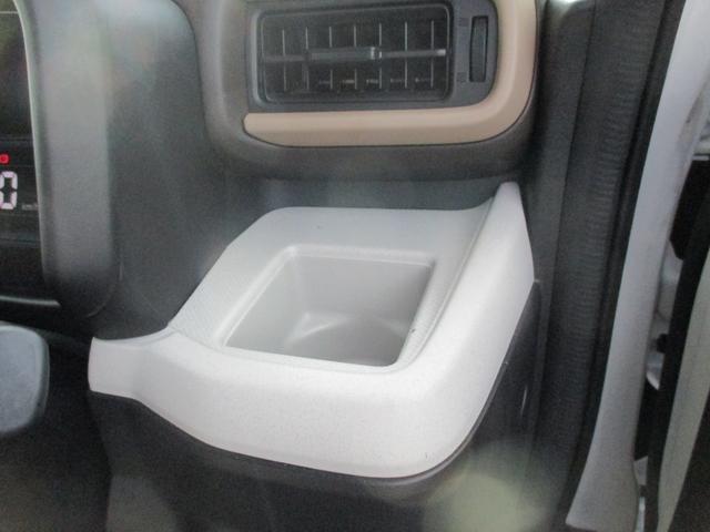 スペーシア 車いす移動車　ＨＹＢＲＩＤ　Ｘ　４ＷＤ　ＬＥＤヘッドライト　左側電動スライドドア・前後衝突被害軽減ブレーキ・両側電動スライドドア・ＬＥＤヘッドライト・踏み間違い抑制機能・キーレスプッシュスタート・スリムサーキュレーター（14枚目）