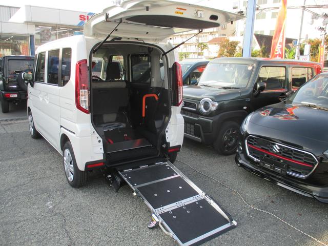 スペーシア 車いす移動車　ＨＹＢＲＩＤ　Ｘ　４ＷＤ　ＬＥＤヘッドライト　左側電動スライドドア・前後衝突被害軽減ブレーキ・両側電動スライドドア・ＬＥＤヘッドライト・踏み間違い抑制機能・キーレスプッシュスタート・スリムサーキュレーター（33枚目）