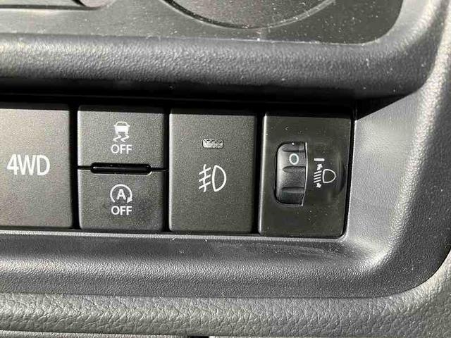 スーパーキャリイ スーパーキャリイ　Ｘリミテッド　５型　４ＷＤ　前後衝突被害軽減ブレーキ・踏み間違い抑制機能・ＬＥＤヘッドライト・フロントフォグランプ・オーバーヘッドコンソール・マニュアルエアコン（11枚目）