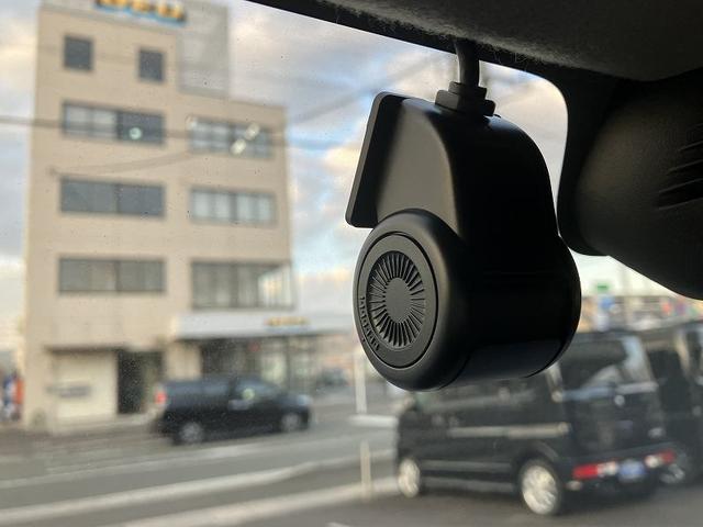 前後ドライブレコーダー付きです！