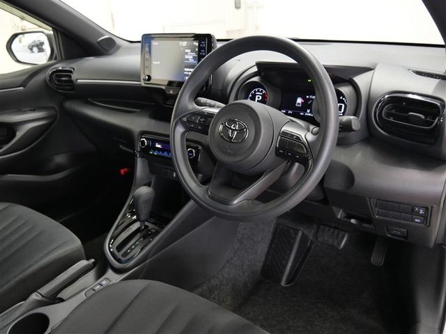 ヤリス G DVD再生 ミュージックプレイヤー接続可 衝突被害軽減システム ドラレコ ワンオーナー(6枚目)