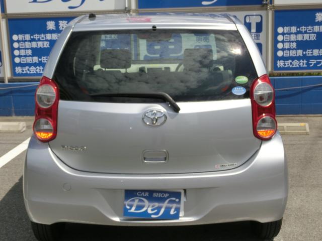 パッソ プラスハナ　キーレス　キーフリーシステム　ベンチシート　Ｗエアバッグ　レンタカーアップ　電動格納ミラー　ホイールキャップ　バイザー　ナビ（3枚目）