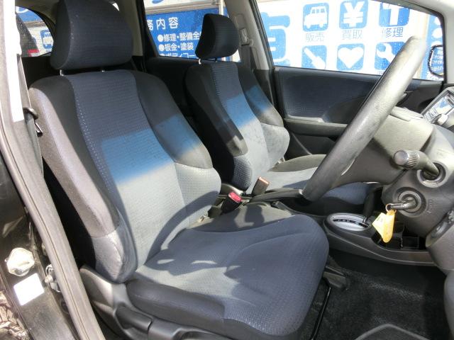 フィット Ｇ　ハイウェイエディション　１．３Ｇハイウェイエディション（12枚目）