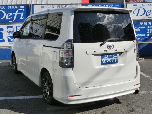 ヴォクシー ＺＳ　両側パワースライド　サンルーフ　Ｐスタート　ディスプレイオーディオ（7枚目）