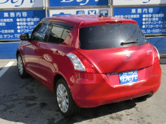 スイフト ＸＬ　コンパクトカー　ＳＤナビ　プッシュスタート　スマートキー　フルセグ地デジナビＴＶ　バックカメラ　オートエアコン　電動格納ミラー（8枚目）