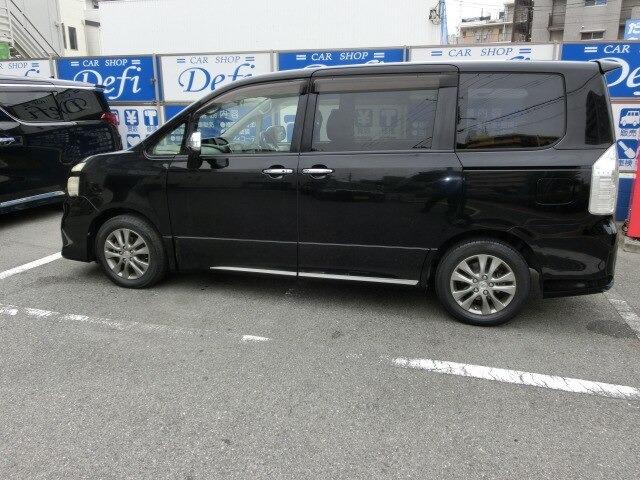 ヴォクシー ＺＳ　煌ＩＩ　両側パワスラ　ＳＤナビ　ＥＴＣ　後期（7枚目）