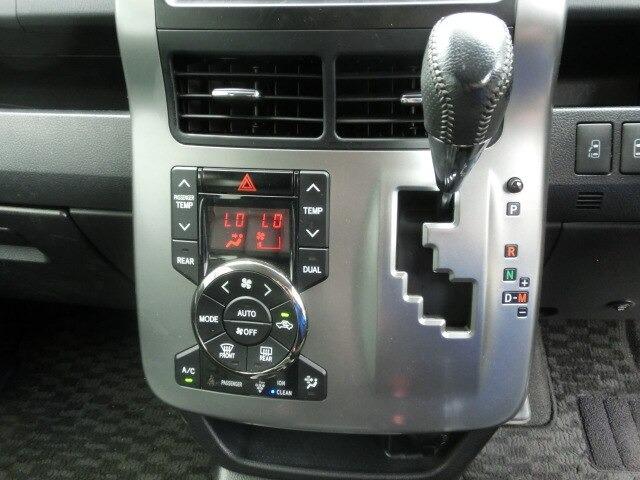 ヴォクシー ＺＳ　煌ＩＩ　両側パワスラ　ＳＤナビ　ＥＴＣ　後期（13枚目）