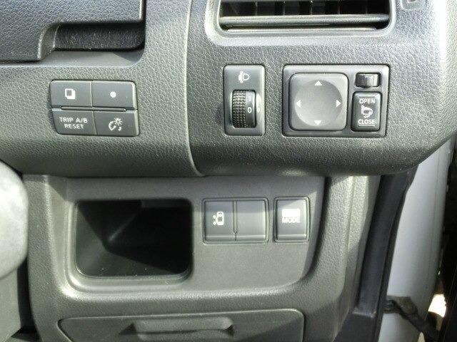 セレナ ２０Ｘ　ＳＤナビ／プッシュスタート（15枚目）