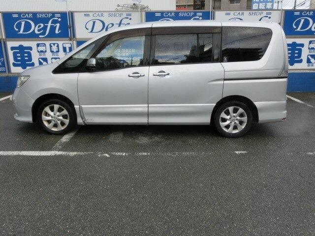 セレナ ハイウェイスター　両側スライド／ＳＤナビ／ＥＴＣ　（シルバー）（7枚目）