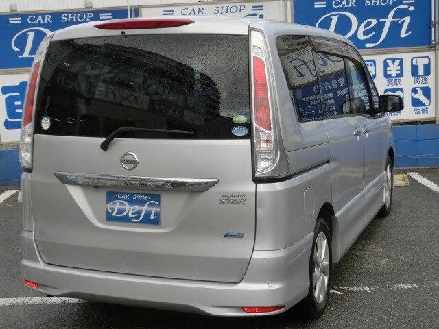 セレナ ハイウェイスター　両側スライド／ＳＤナビ／ＥＴＣ　（シルバー）（10枚目）