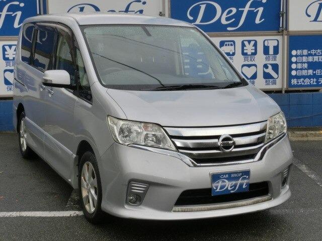 セレナ ハイウェイスター　両側スライド／ＳＤナビ／ＥＴＣ　（シルバー）（11枚目）