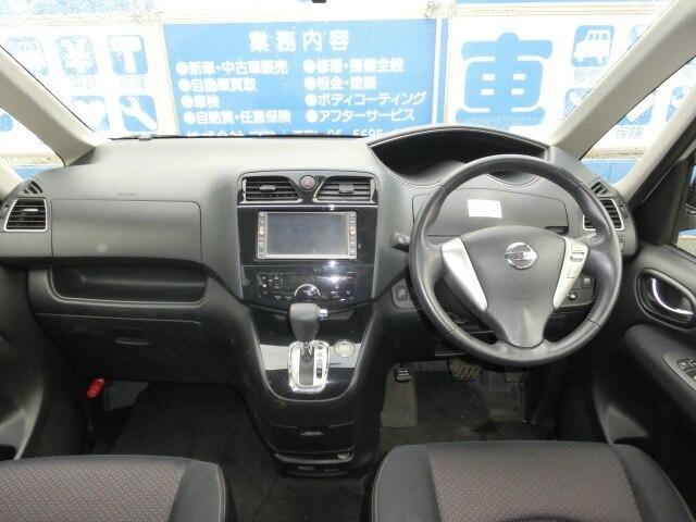 セレナ ハイウェイスター　両側スライド／ＳＤナビ／ＥＴＣ　（シルバー）（12枚目）