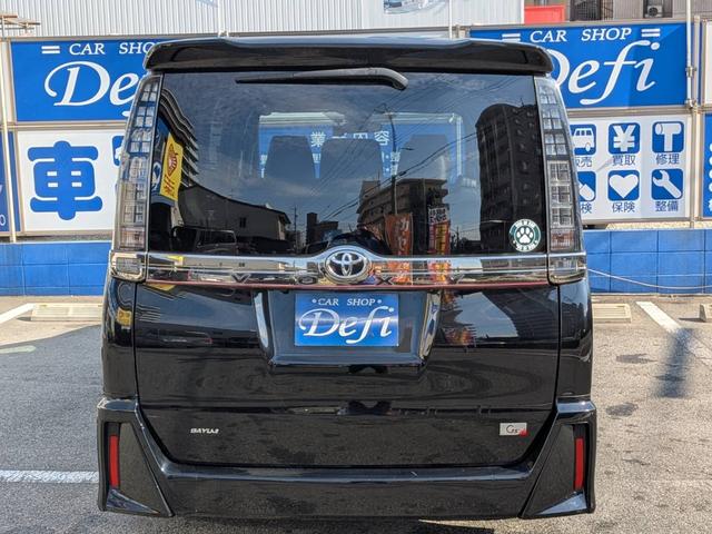 ヴォクシー ＺＳ　Ｇ’ｓ　パワースライド　トヨタセーフティセンス　ＬＥＤヘッドライト　ＳＤナビ　バックカメラ　ＥＴＣ　スマートキー（4枚目）