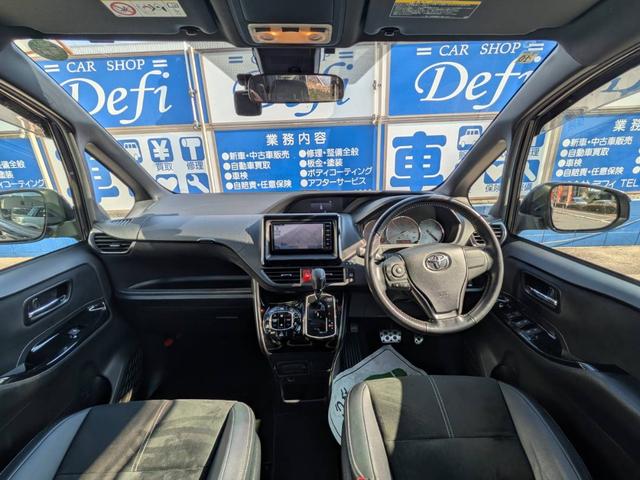 ヴォクシー ＺＳ　Ｇ’ｓ　パワースライド　トヨタセーフティセンス　ＬＥＤヘッドライト　ＳＤナビ　バックカメラ　ＥＴＣ　スマートキー（12枚目）