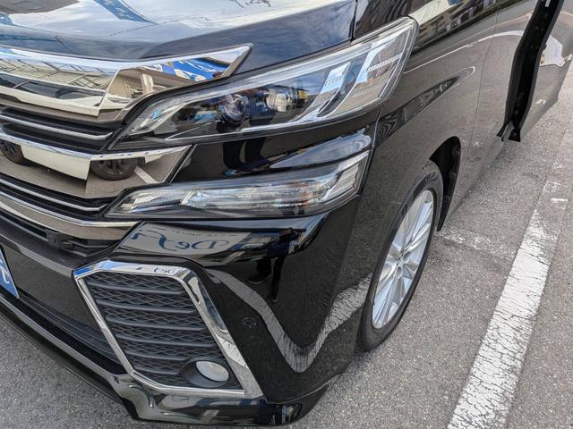 ヘッドライトコーティングも行います。スタッフまでお声かけください♪