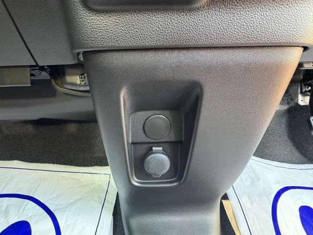 スペーシアギア ハイブリッドＸＺ　ターボ　衝突被害軽減ブレーキ　両側パワースライドドア　ＬＥＤヘッドライト　シートヒーター　スマートキー（19枚目）