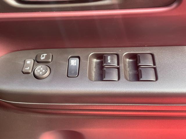 スペーシアカスタム ハイブリッドXS 届出済未使用車 両側パワースライドドア スズキセーフティーサポート ステアリングヒーター シートヒーター フルLEDヘッドライト(19枚目)