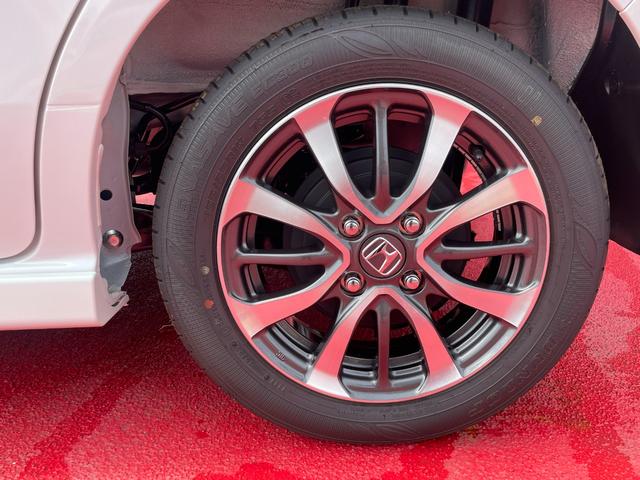 Ｎ－ＢＯＸカスタム ベースグレード　届出済未使用車　ホンダセンシング　オートハイビーム　シートヒーター　パワースライドドア　誤発進抑制機能（10枚目）