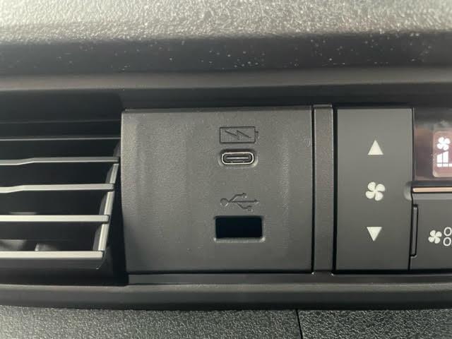 Ｎ－ＢＯＸカスタム ベースグレード　届出済未使用車　ホンダセンシング　オートハイビーム　シートヒーター　パワースライドドア　誤発進抑制機能（31枚目）