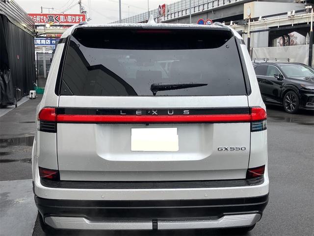 ＧＸ ＧＸ５５０　バージョンＬ　モデリスタ　マークレビンソンサウンド　パノラマルーフ　デジタルインナーミラー　ドライブレコーダー　ブラウン内装　２２インチアルミホイール　電動リアゲート　アダプティブクルーズコントロール　置くだけ充電（6枚目）