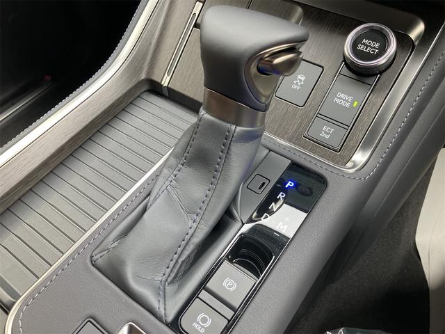 ＧＸ ＧＸ５５０　バージョンＬ　モデリスタ　マークレビンソンサウンド　パノラマルーフ　デジタルインナーミラー　ドライブレコーダー　ブラウン内装　２２インチアルミホイール　電動リアゲート　アダプティブクルーズコントロール　置くだけ充電（31枚目）