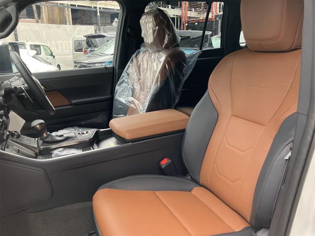 ＧＸ ＧＸ５５０　バージョンＬ　モデリスタ　マークレビンソンサウンド　パノラマルーフ　デジタルインナーミラー　ドライブレコーダー　ブラウン内装　２２インチアルミホイール　電動リアゲート　アダプティブクルーズコントロール　置くだけ充電（43枚目）