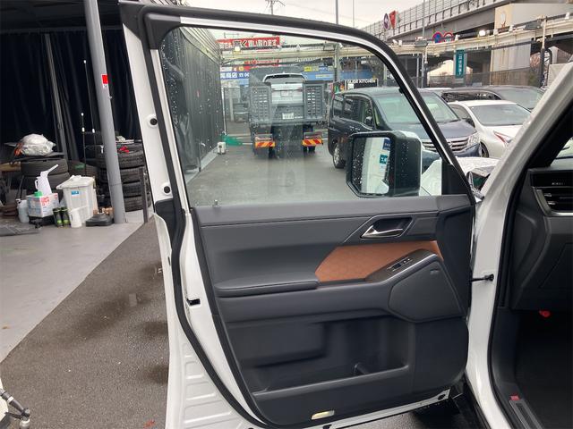 ＧＸ ＧＸ５５０　バージョンＬ　モデリスタ　マークレビンソンサウンド　パノラマルーフ　デジタルインナーミラー　ドライブレコーダー　ブラウン内装　２２インチアルミホイール　電動リアゲート　アダプティブクルーズコントロール　置くだけ充電（44枚目）