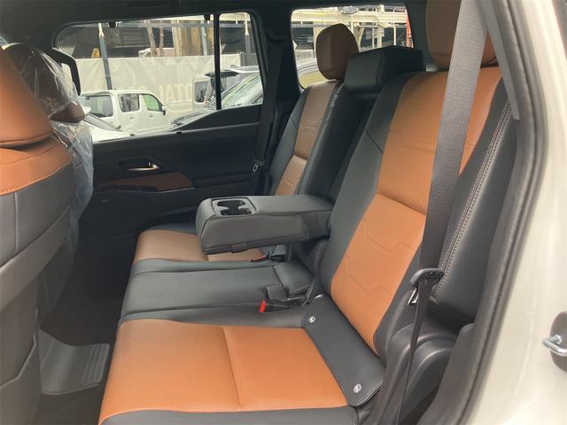 ＧＸ ＧＸ５５０　バージョンＬ　モデリスタ　マークレビンソンサウンド　パノラマルーフ　デジタルインナーミラー　ドライブレコーダー　ブラウン内装　２２インチアルミホイール　電動リアゲート　アダプティブクルーズコントロール　置くだけ充電（56枚目）