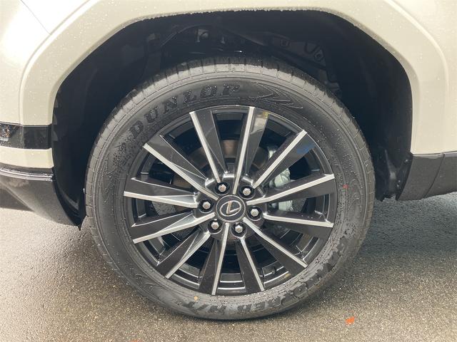 ＧＸ ＧＸ５５０　バージョンＬ　モデリスタ　マークレビンソンサウンド　パノラマルーフ　デジタルインナーミラー　ドライブレコーダー　ブラウン内装　２２インチアルミホイール　電動リアゲート　アダプティブクルーズコントロール　置くだけ充電（71枚目）