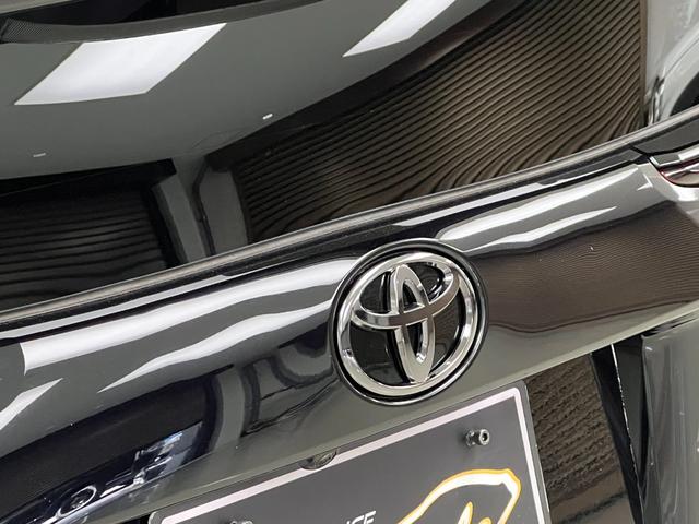 プリウス Ｓ　ガングリップコンビハンドル／１９インチＡＷ／バックカメラ／ビルトインＥＴＣ／クルーズコントロール／車線逸脱警報／トヨタセーフティセンス／Ｂｌｕｅｔｏｏｔｈ接続／エアロ／スモーク／ローダウン／イカリング（62枚目）
