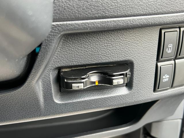 スペーシア Xリミテッド 両側パワースライドドア/シートヒーター/バックカメラ/ナビ/ETC/プッシュスタート/HIDヘッドライト/LEDテールランプ/リアガラススモーク/衝突被害軽減システム/アイドリングストップ/電動ミラー(24枚目)