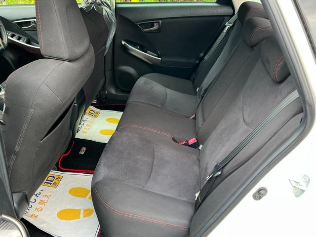 プリウス Sツーリングセレクション・G’s 新品タイヤ/純正7インチナビ/バックカメラ/ビルトインETC/TZフロントドラレコ/LED BEAM/HIDヘッドライト/フォグランプ/CD/DVD/Bluetooth/SD/フルセグTV/スペアキー(28枚目)