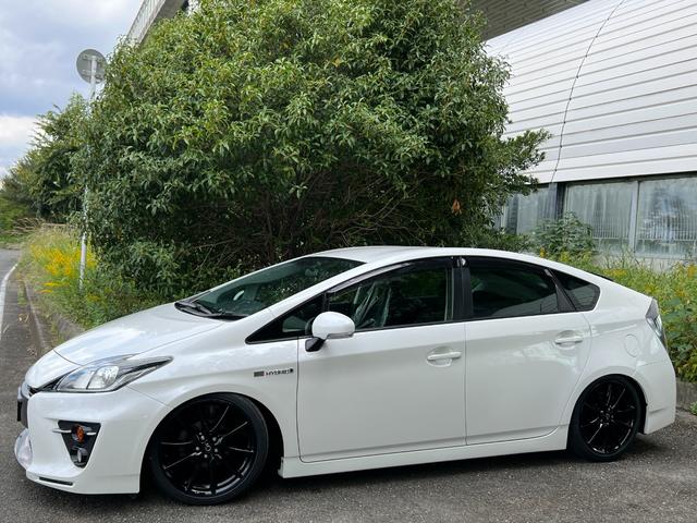 プリウス Sツーリングセレクション・G’s 新品タイヤ/純正7インチナビ/バックカメラ/ビルトインETC/TZフロントドラレコ/LED BEAM/HIDヘッドライト/フォグランプ/CD/DVD/Bluetooth/SD/フルセグTV/スペアキー(51枚目)