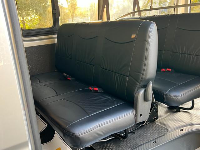 ハイエースバン ロングDX GLパッケージ ディーゼル車/9人乗り/トヨタセーフティセンス/助手席エアバック/電動格納式ミラー/ETC/シートカバー/リアヒーター/リアエアコン/ディスプレイオーディオ/ドアバイザー/スライドドア/キーレス/小窓(40枚目)