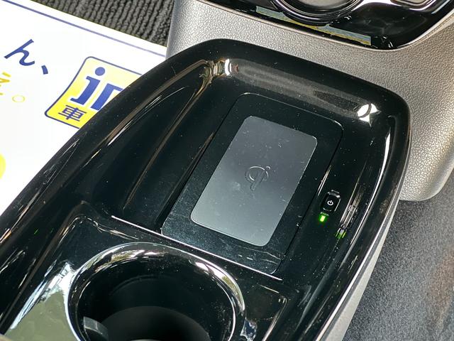 プリウス A ヘッドアップディスプレイ/ブラインドスポットモニター/ガングリップコンビハンドル/19インチホイール/ワイヤレス充電器/バックカメラ/ETC/クルコン/ヴァルド/イカリング/TSS/フォグ/エアロ(26枚目)