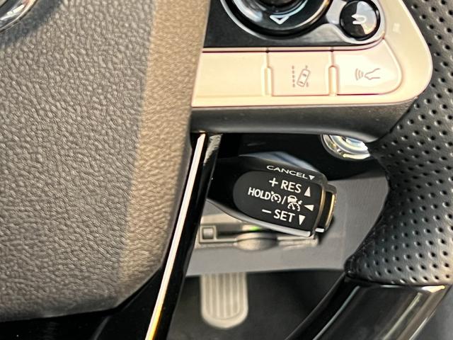 プリウス A ヘッドアップディスプレイ/ブラインドスポットモニター/ガングリップコンビハンドル/19インチホイール/ワイヤレス充電器/バックカメラ/ETC/クルコン/ヴァルド/イカリング/TSS/フォグ/エアロ(28枚目)