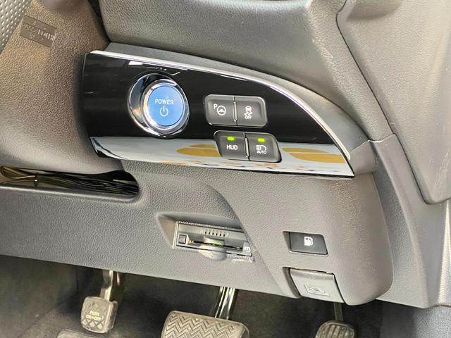 プリウス A ヘッドアップディスプレイ/ブラインドスポットモニター/ガングリップコンビハンドル/19インチホイール/ワイヤレス充電器/バックカメラ/ETC/クルコン/ヴァルド/イカリング/TSS/フォグ/エアロ(29枚目)