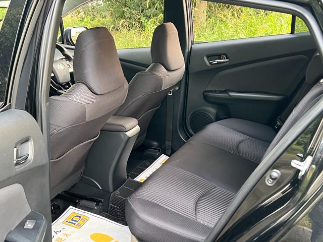 プリウス A ヘッドアップディスプレイ/ブラインドスポットモニター/ガングリップコンビハンドル/19インチホイール/ワイヤレス充電器/バックカメラ/ETC/クルコン/ヴァルド/イカリング/TSS/フォグ/エアロ(41枚目)