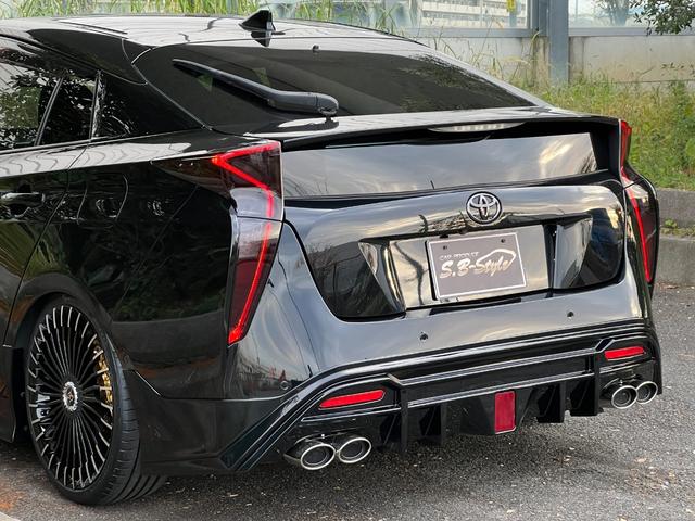 プリウス A ヘッドアップディスプレイ/ブラインドスポットモニター/ガングリップコンビハンドル/19インチホイール/ワイヤレス充電器/バックカメラ/ETC/クルコン/ヴァルド/イカリング/TSS/フォグ/エアロ(57枚目)