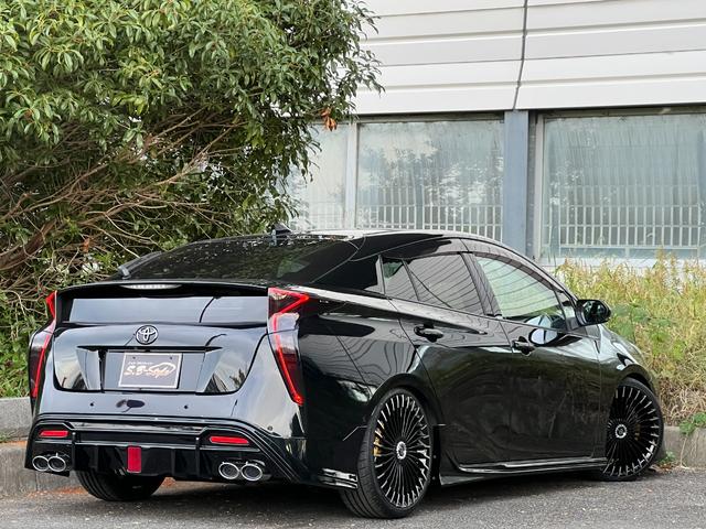 プリウス A ヘッドアップディスプレイ/ブラインドスポットモニター/ガングリップコンビハンドル/19インチホイール/ワイヤレス充電器/バックカメラ/ETC/クルコン/ヴァルド/イカリング/TSS/フォグ/エアロ(71枚目)