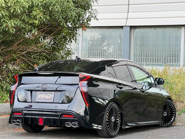 プリウス A ヘッドアップディスプレイ/ブラインドスポットモニター/ガングリップコンビハンドル/19インチホイール/ワイヤレス充電器/バックカメラ/ETC/クルコン/ヴァルド/イカリング/TSS/フォグ/エアロ(72枚目)