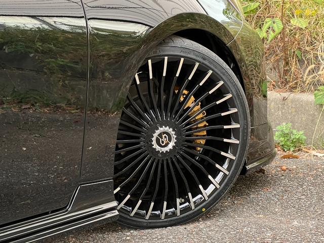 プリウス A ヘッドアップディスプレイ/ブラインドスポットモニター/ガングリップコンビハンドル/19インチホイール/ワイヤレス充電器/バックカメラ/ETC/クルコン/ヴァルド/イカリング/TSS/フォグ/エアロ(80枚目)