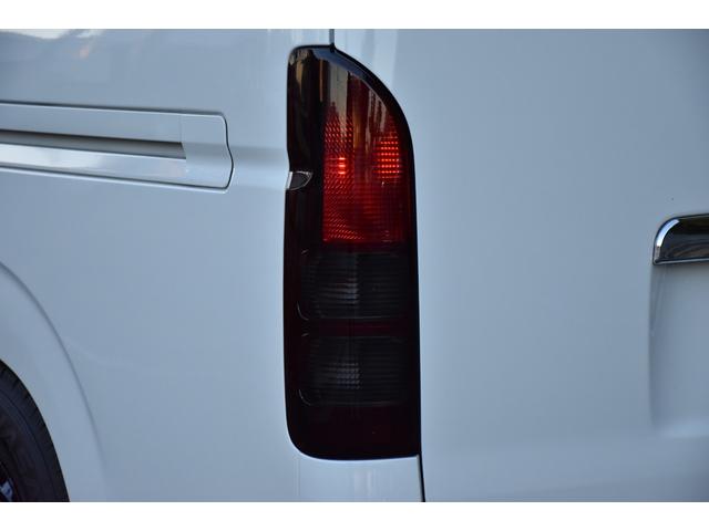 ハイエースバン ロングDX 車中泊/助手席エアバック/ETC/バッドフェイス/シートカバー/ガングリップコンビハンドル/両側スライドドア/ローダウン/6人乗り/エアロ/社外ヘッドライト/スモークテール/LED/PW/キーレス(42枚目)