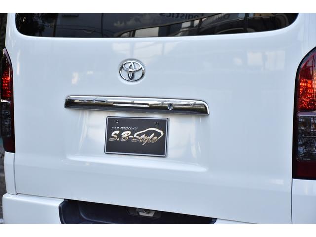 ハイエースバン ロングスーパーGL 純正ナビ/CD/DVD/Bluetooth接続/リアヒーター/シートカバー/純正LEDヘッド/両側スライドドア/バッドフェイス/スモークテールランプ/キーレスエントリー/フロントLEDエアロ/電格ミラ(49枚目)