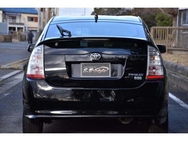 プリウス Ｇツーリングセレクション　地デジチューナー付き／ＥＴＣ／バックカメラ／ＣＤ／パーキングアシスト／クルーズコントロール／フルセグＴＶ／スマートキー／ＨＩＤヘッドライト／フォグランプ／パワーウインドウ（15枚目）