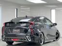 プリウス Ｓ　１９インチアルミホイール／バックカメラ／ビルトインＥＴＣ／ガングリップコンビハンドル／フルエアロ／スモークテール／フォグランプ／イカリング／ＬＥＤヘッドライト／プッシュスタート／純正ナビ／ローダウン（2枚目）