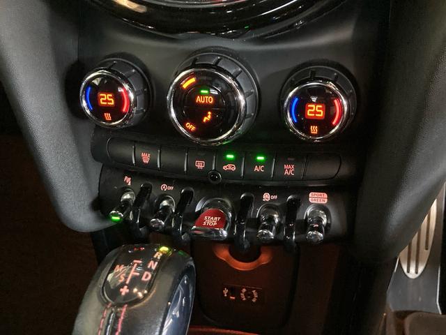 ＭＩＮＩ ジョンクーパーワークス　ＨＤＤナビ　バックモニター　ＥＴＣ　ＬＥＤライト　カーテンエアバッグ　インテリジェントキー　禁煙車（23枚目）