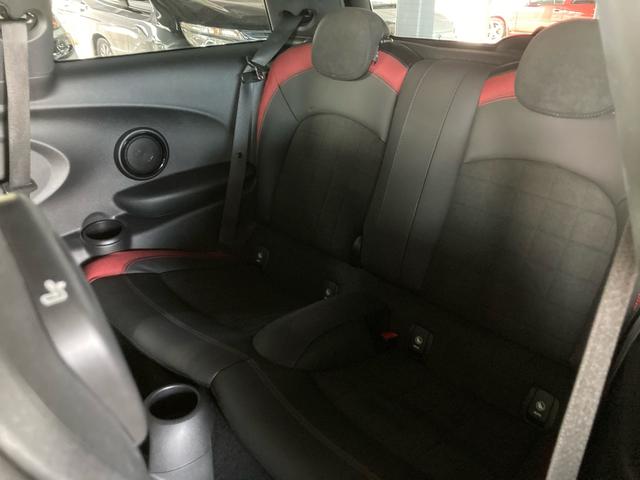 ＭＩＮＩ ジョンクーパーワークス　ＨＤＤナビ　バックモニター　ＥＴＣ　ＬＥＤライト　カーテンエアバッグ　インテリジェントキー　禁煙車（37枚目）