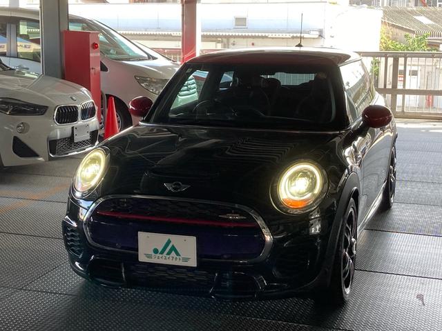 ＭＩＮＩ ジョンクーパーワークス　ＨＤＤナビ　バックモニター　ＥＴＣ　ＬＥＤライト　カーテンエアバッグ　インテリジェントキー　禁煙車（49枚目）
